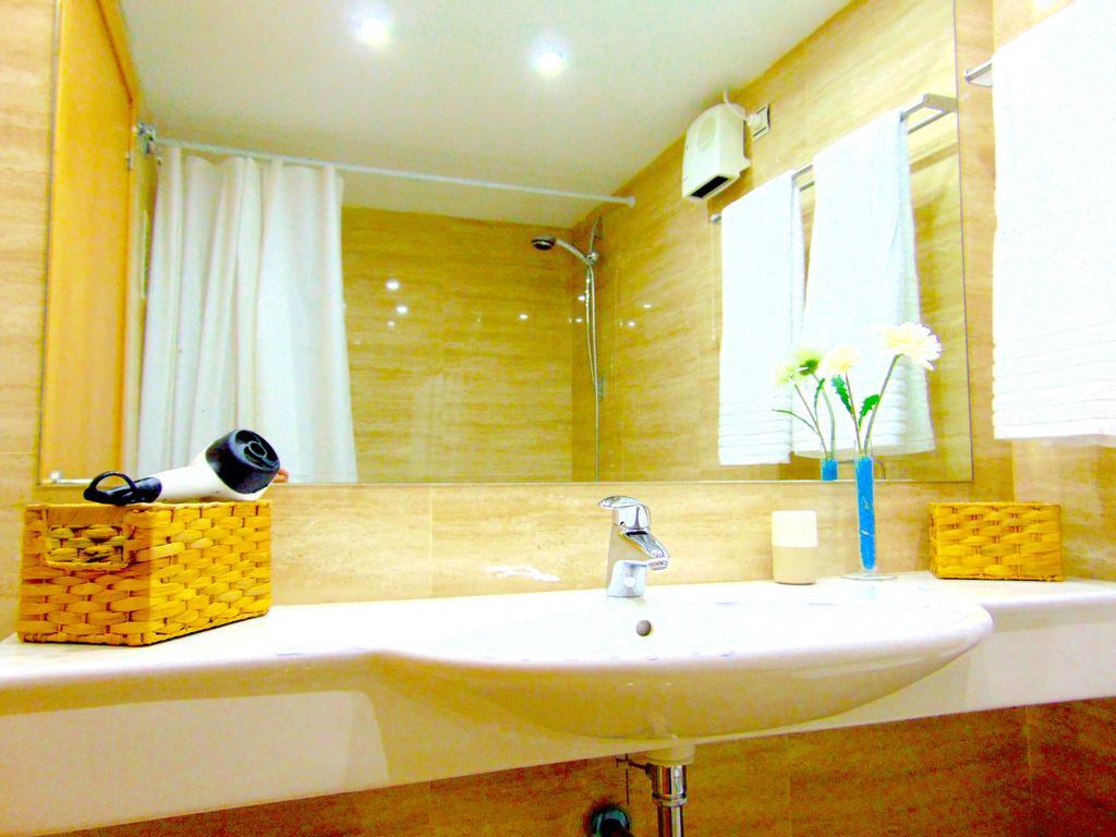 Golive Esquirol Beach Cambrils Exteriör bild