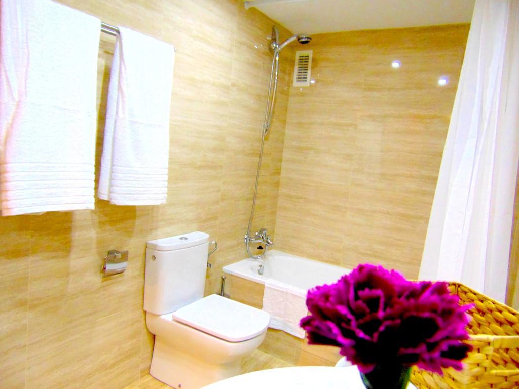 Golive Esquirol Beach Cambrils Exteriör bild